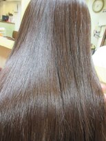 ヨシユキコンディショニング ダメージレスな縮毛矯正「強いくせ毛～ダメージ毛まで対応」10２