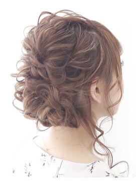 プログレスプラス 結婚式や二次会などに♪パーティーアップスタイル☆