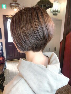 ロイ プラスアティック(roi ＋attic) 谷町六丁目異空間美容室◆毛髪診断士◆髪質改善◆似合わせカット