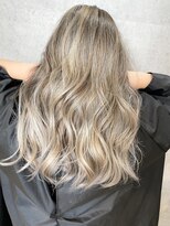 オリ(‘Oli)&nbsp;バレイヤージュ＿ホワイトベージュ