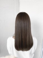 ニコ ヘアリラクゼーション(Nico hair relaxation)&nbsp;大人可愛いナチュラルストレートロングフォギーベージュ