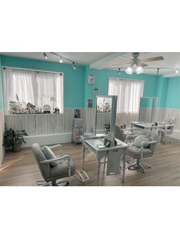 リラックスしながら大変身♪ベテランスタイリストが抜群のセンスであなたを輝かせるお手伝いをします！