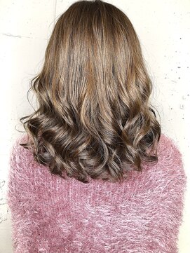 セシルヘアー(CECIL hair) CECIL下北沢 柔らかベージュカラー×ブリーチ