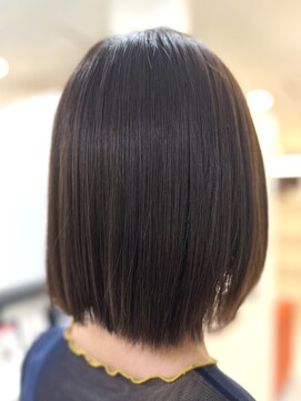 ラウレア(LAULEA) 艶がすごい!ストレートパーマ/パーマ落とし/艶ストレートパーマ