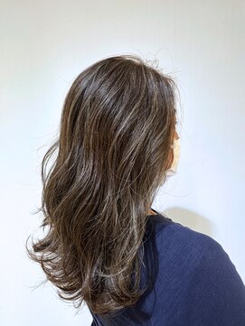 アッシュ 町田駅前通り店(Ash) 【ASH町田駅通り店 野村朋美】細めのハイライト