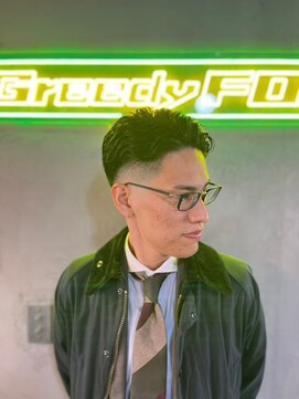 グリーディーフォックス 代々木(Greedy FOX) 波巻き/ハイライト/マッシュパーマ/ウルフ[シェービング]
