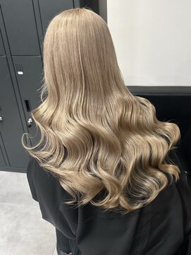 ベレーザ 渋谷(BELEZA) 5847グレーベージュハイライトグラデーションカラー韓国波巻き