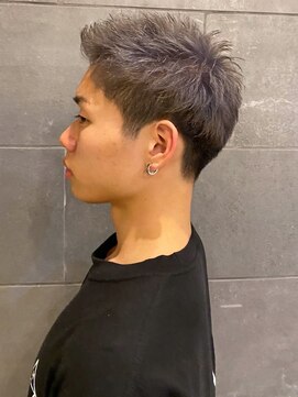 ディスコネクト(DISCO-N-NECT) スパイキーショート　ツーブロック　透明感　ベリーショート