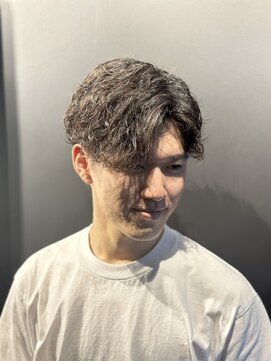 銀座 シノ 本店(shino) <理容室>メンズパーマ　ツイスパ　スパイラル　ツイスト　七三