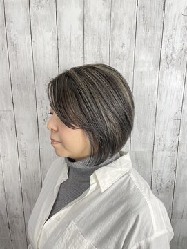 ビューティドレッセヤマノ 池袋パルコ(Beauty Dresse YAMANO) 【3Dハイライト】【白髪ぼかし】【ショートボブ】【ハイライト】