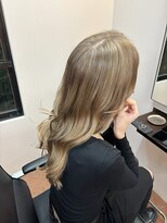 バロックトーキョー(BAROQUE TOKYO)&nbsp;外国人風ハイライト/バレイヤージュカラー【表参道原宿美容室】