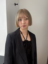 シアター(CIARTOR)&nbsp;リップラインのフラットブロンドボブ