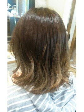 カムバイネオリーブ 溝の口店(Cam by neolive) 【溝の口Cam by neolive】　透明感のあるヌーディーベージュ