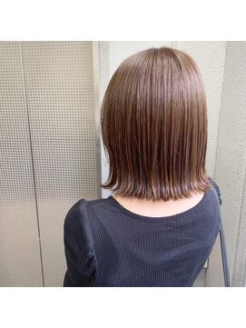 ブラウン (BROWN) 切りっぱなしボブ