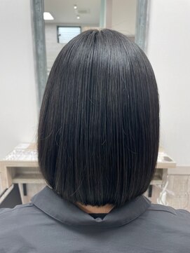 アースオーセンティック 徳島北島店(EARTH Authentic) 艶感ボブ