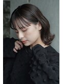 大人可愛い20代30代40代黒髪前下がりひし形小顔ミディアム