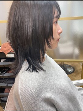 トッカ 三ノ宮店(tocca) ハイレイヤーで個性派かつお洒落に