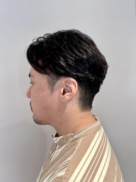 ナループロアオハナ(Nalu pu loa ohana) くせ毛風パーマ／ツーブロック