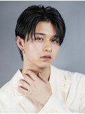 ナチュラルセンターパートツーブロック刈り上げ韓国ヘア