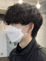 バイフィフス 原宿/表参道(by fifth)&nbsp;原宿ゆるめシャドウパーマメンズマッシュウルフカット10代20代