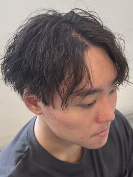 バース バイ ハピネス(BIRTH by happiness) ツイストスパイラルセンターパート