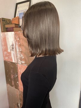 ソルシエ ヘアー(Solcie hair) 切りっぱなし