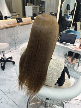 ロンドルピナス 小倉(Lond Lupinus) ブルーブラック/ワイドバング/美髪のススメ/外ハネボブ/北九州