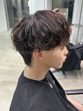 フィフス 天神大名(fifth) 天神シャドウパーマ波巻きスパイラルパーマメンズマッシュ弱め