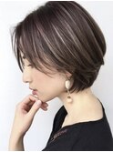 大人白髪ぼかし/ハイライトカラー/ショートボブ/白髪染め