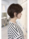 大人女性くびれショート