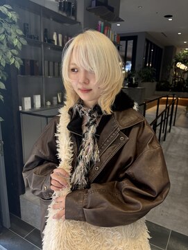 アクトジャパン グランドセントラル 博多リバレイン店(ACT JAPAN GRAND CENTRAL) デザインウルフ　ブロンド