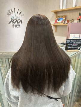 エルア(elua) ナチュラルブラウンカラー！！