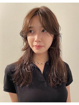 ナヌーク シブヤ(nanuk shibuya) 顔まわりカット/レイヤーカット/ハッシュカット/ロングパーマ