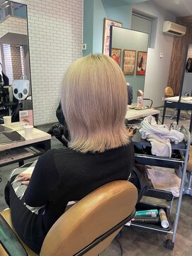 ステレオ ヘアデザイン 安城店(STEREO HAIR DESIGN) 外はねスタイル