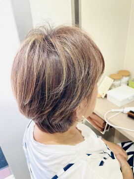 エウレカ(eureka) アッシュベージュ