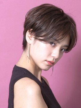 アンダートゥリー(_TREE) 大人のショート「クール×セクシー」【表参道】