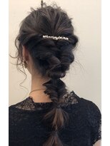 モイヘアーデザイン(moi hair design) 編みおろしアレンジ