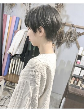 ヘアーアンドアトリエ マール(Hair&Atelier Marl) 【Marl】ブラックグレージュカラーのマッシュショート♪