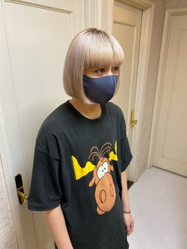 美容室 ティンカーベル 外人風ボブ