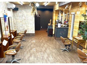 Hair studio NATURAL8