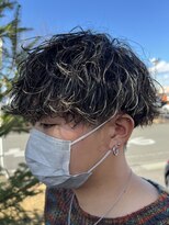 ラテ 伊勢崎(LATTE)&nbsp;波巻ハイライトマッシュ/ツイスパ/スパイラル/センターパート