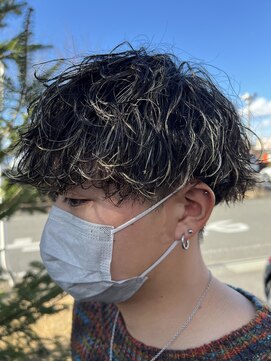 ラテ 伊勢崎(LATTE) 波巻ハイライトマッシュ/ツイスパ/スパイラル/センターパート