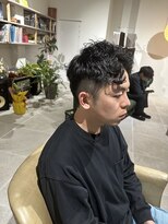 シラス(SiLasu)&nbsp;アップバング波巻きショート