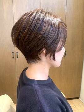 ヘアー ドレッサー パワードール(Hair Dresser) 40代、せめすぎない甘辛ショート