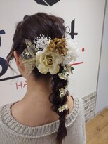 ヘアーフォトギフト(HAIR×PHOTO gift.) 編みおろし／成人式／アレンジ／金箔