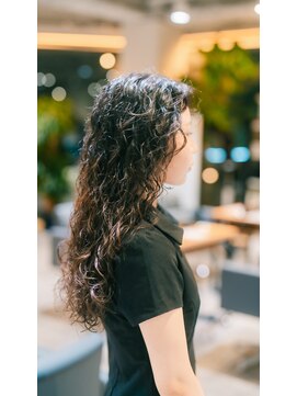 カフ(CAF) CAF河内 ロングパーマ ケアパーマ 大阪　心斎橋