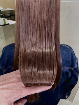 クララ ミヤコジマ(CLALA Miyakojima) 30代40代50代髪質改善小顔ウルフレイヤーボブウルフ