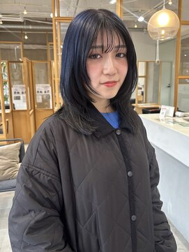 フェリア 梅田(FERIA) ネイビーブルー×レイヤー