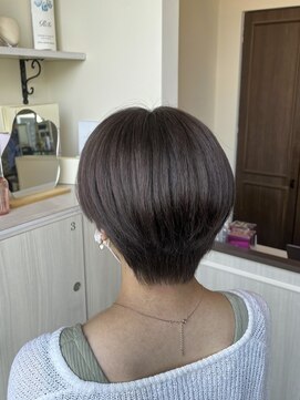 ユニ(Uni.) オリーブベージュ