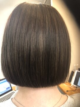 リルウ 阿倍野キューズモール(LILOU) ミニボブ